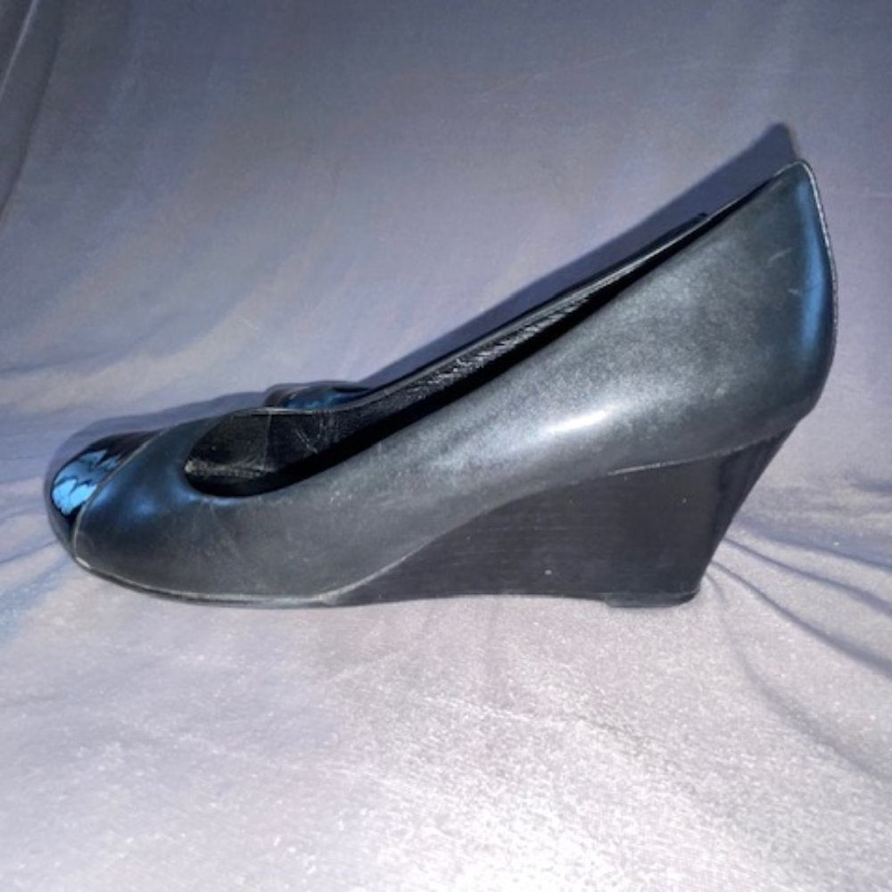 Tory Burch Black Wedges